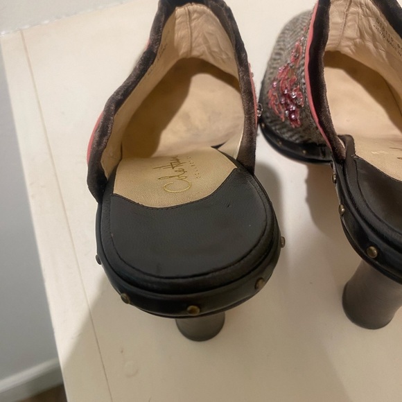 Cole Haan Women’s Kyrene Boho Heel Clog Embroidered Wooden Leather Beautiful 9.5 - Picture 8 of 15